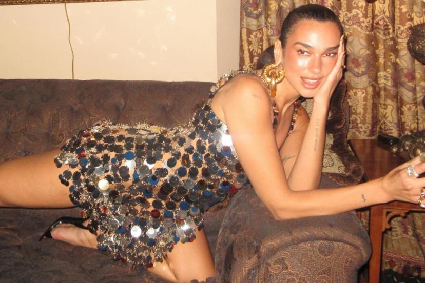 Dua Lipa'dan cesur pozlar! Takipçileri yorum ve beğeni yağmuruna tuttu