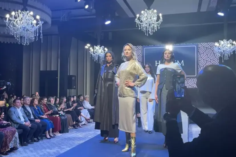 Şebnem Schaefer Şanlıurfa&apos;da Defilede Podyuma Çıktı