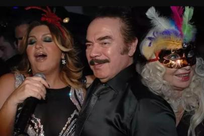 Sibel Can ve Orhan Gencebay buluşması! Hayranları poza beğeni yağdırdı