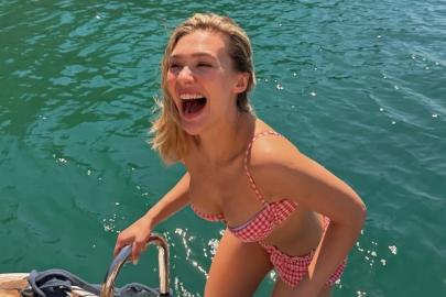 Melisa Döngel yazı getirdi! Bikinili pozlarına beğeni yağdı