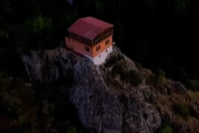96 basamakla çıkılıyor! Türkiye'nin zirvesindeki evin fiyatı dudak uçuklattı